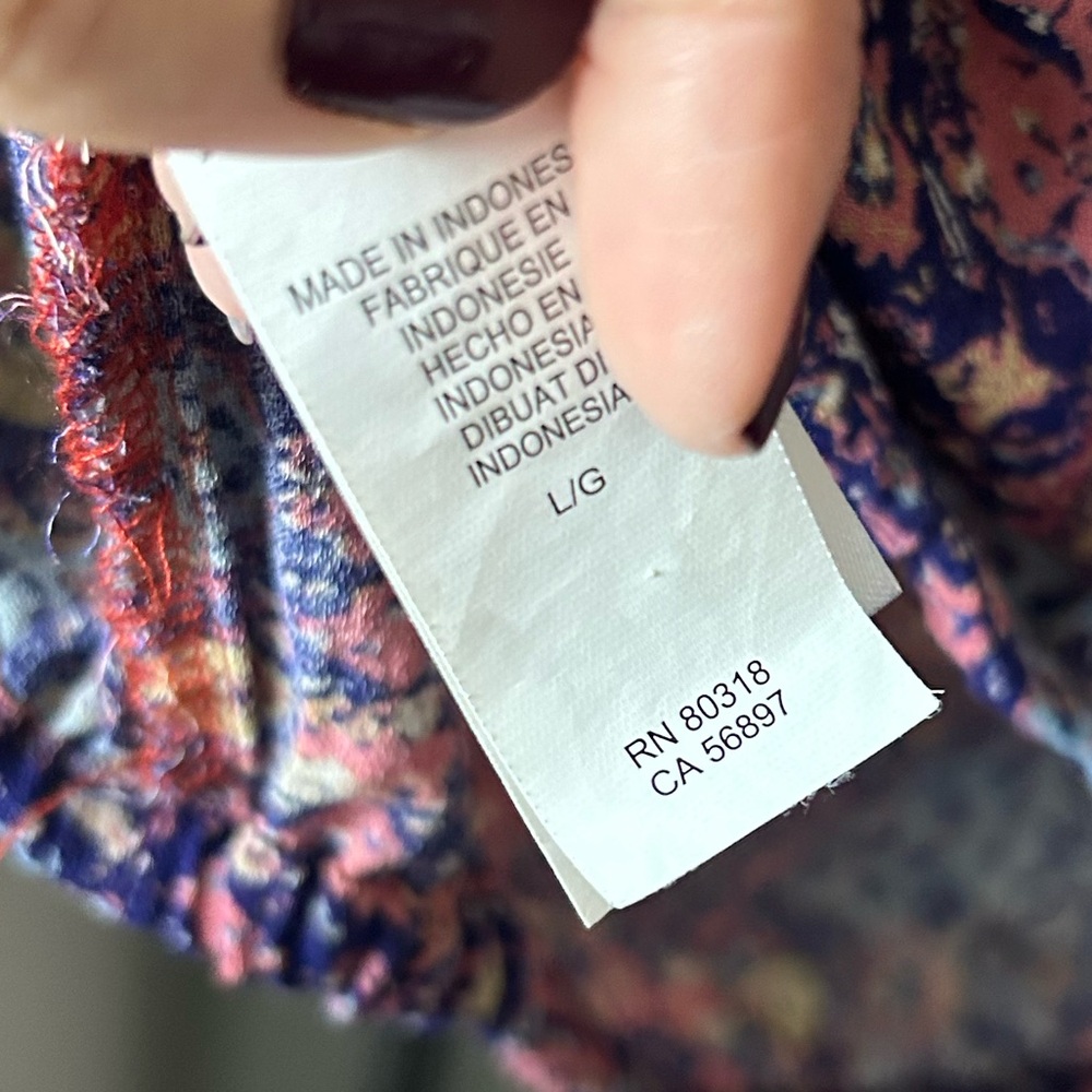 Boho Tapestry Print Peasant Blouse - Picture 6 of 11